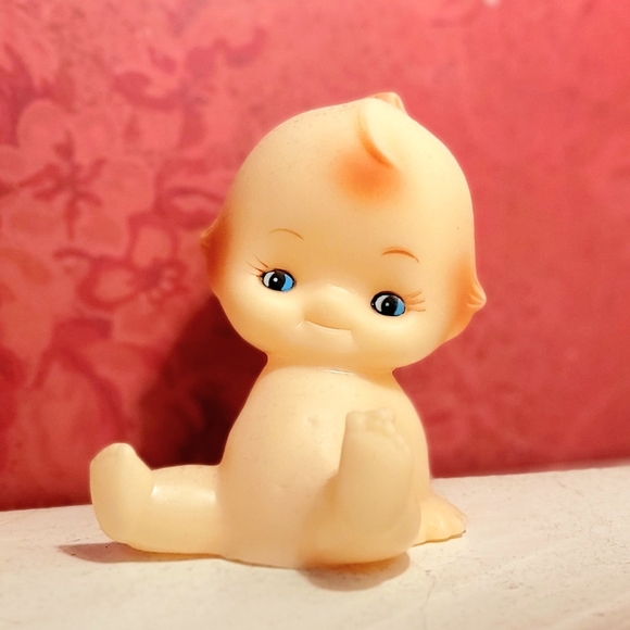 Vintage Kewpie Figurines - Picture 4 of 5